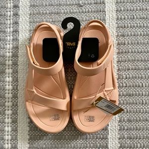 Teva Hurricane Drift